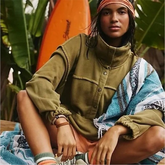 030 Free People Movement Stash It Sweatshirt/Olive greenSize Medium
super cozy - Picture 2 of 6